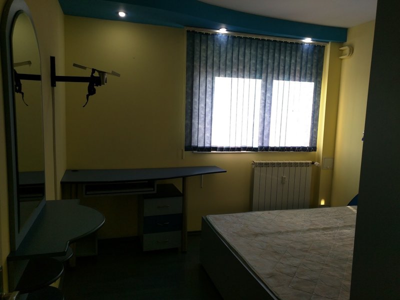 Drumul Taberei, Plaza,